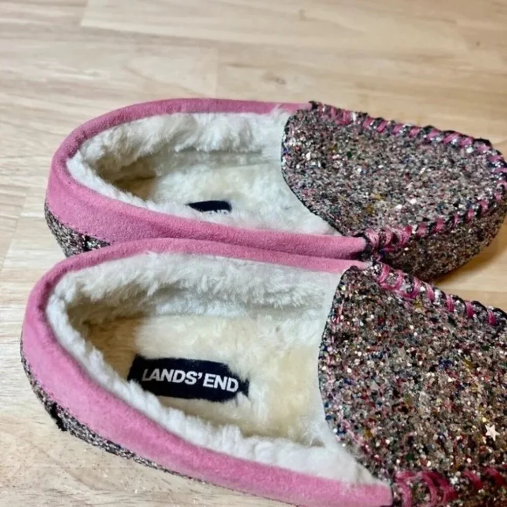 🥿 Land's End Kids' Moccasin Slippers – Size 12 – Excellent Condition! - Picture 7 of 11